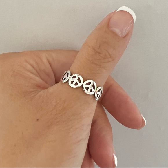 Sterling silver peace sign ring, peace sign band ring, peace sign ring, band - Picture 1 of 9
